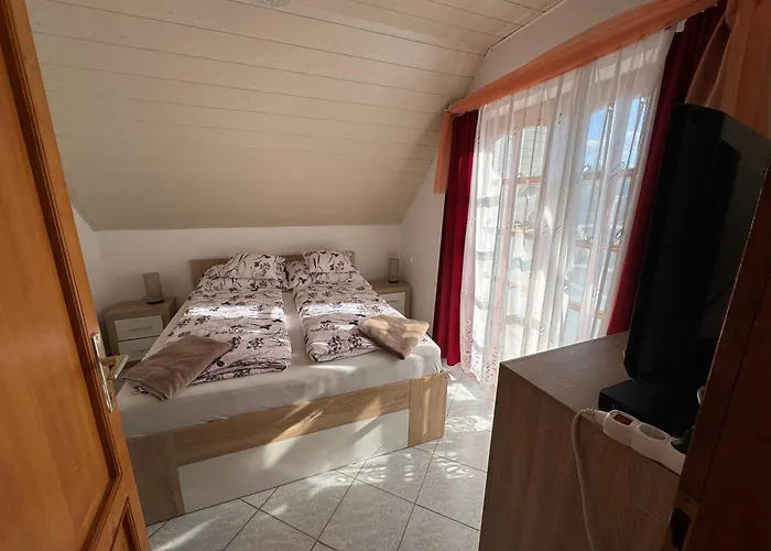 Emma 발라톤페니베스