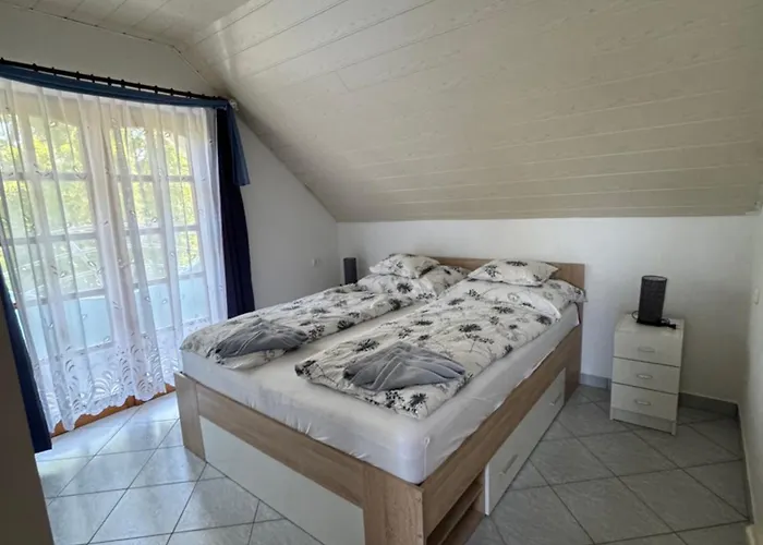 Emma בלטונפנבש